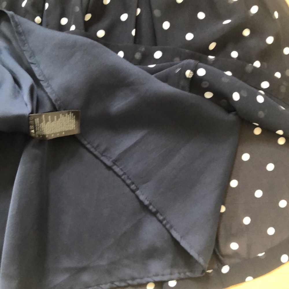 H & M navy blue polka dot skirt - Picture 5 of 7